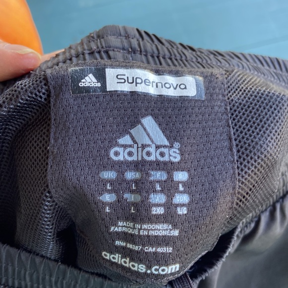 Adidas Supernova climaproof pants. Zip bottom. Size Large - Picture 5 of 5